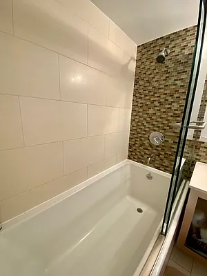 Rented by Compass | media 13