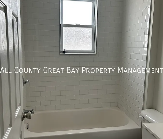 37 Maplewood Rd #3 — Photo 11