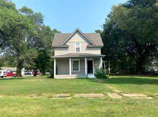 1236 State St, Augusta, KS 67010