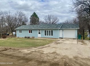 2208 14th Ave SW, Devils Lake, ND 58301
