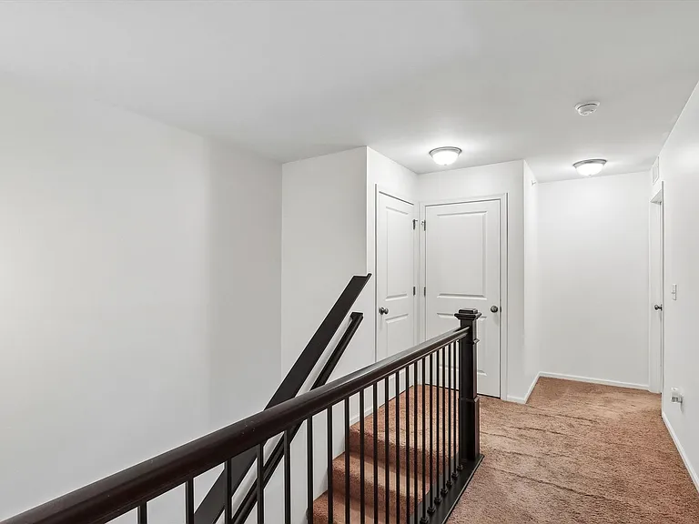 463 Cambria Dr — Photo 9