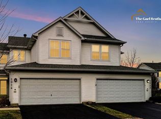 2924 Falling Waters Dr, Lindenhurst, IL 60046