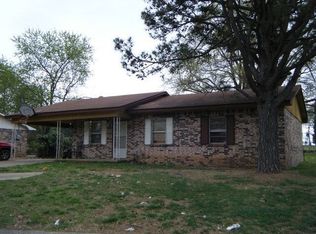 36 White Dr, Clarksville, AR 72830