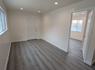 1916 Pasadena Ave #A, Long Beach, CA 90806