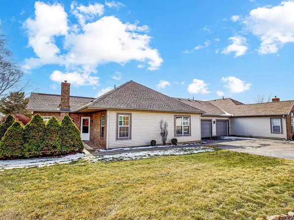 88 Villa Pointe Dr, Columbus, OH 43213