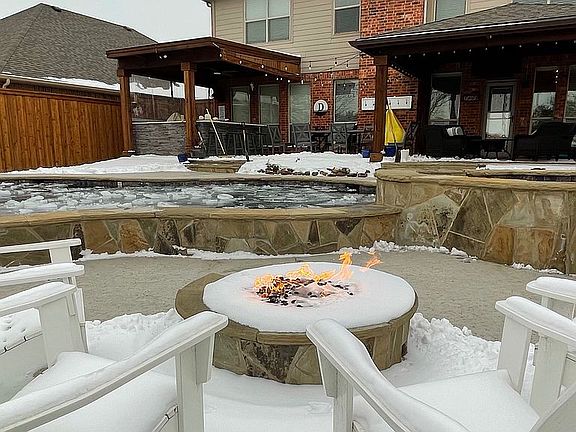 5th image of 1109 Kerrville Way