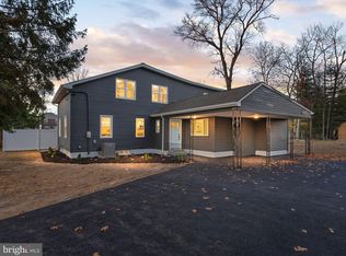 407 Chestnut St, Delran, NJ 08075