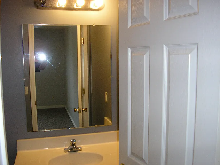 402 Clark St #B — Photo 13