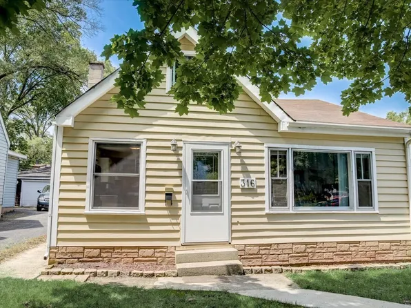 316 Bellevue Dr, Round Lake Park, IL 60073