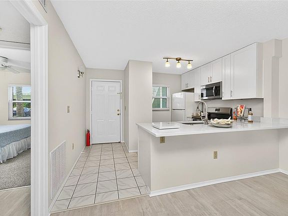 5th image of 26420 Rampart Blvd Unit 614