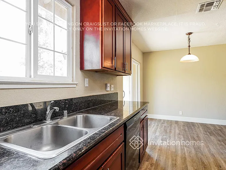 5946 Georgia Dr — Photo 10