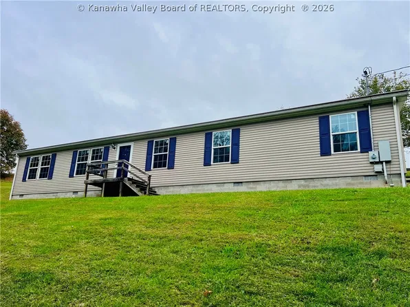 81 Adams Way, Kenna, WV 25248