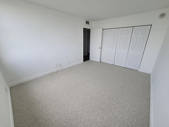 4th image of 137 Golden Isles Drive #710