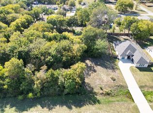 2911 Ames Rd, Lancaster, TX 75134