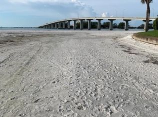 800 S Gulfview Blvd APT 302, Clearwater, FL 33767