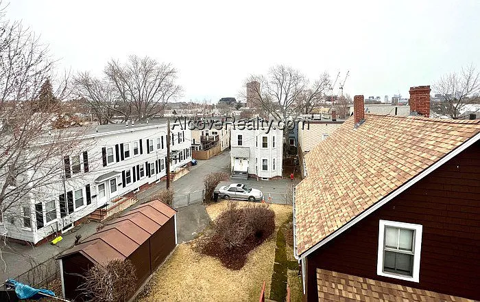 Harold St — Photo 16