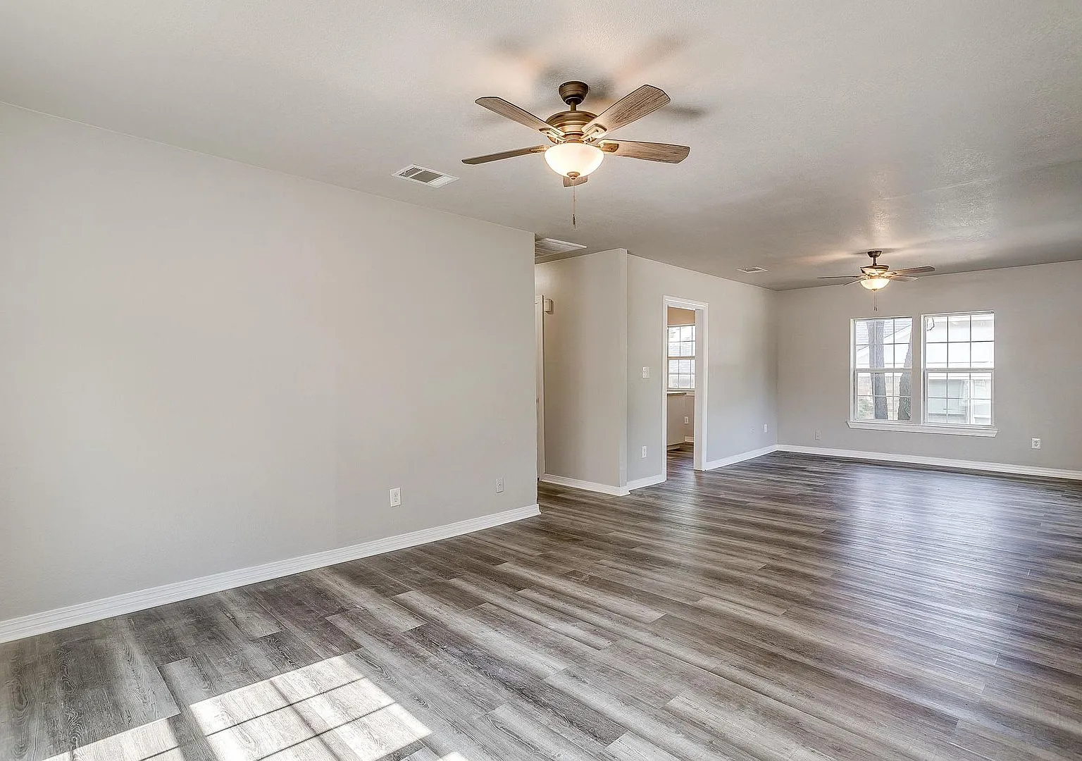Rental Ready for New Tenants- 2 Bed- 1 Bath Home in East Fort Worth- 76103 — Photo 3