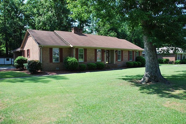 1st image of 2305 Sparre Dr