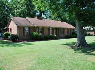 2305 Sparre Dr, Kinston, NC 28504