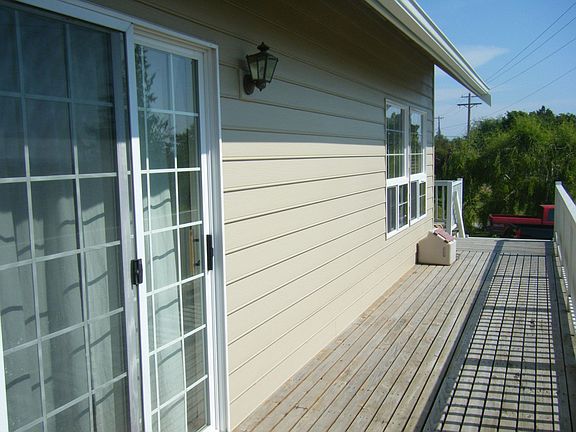 Wrap around deck