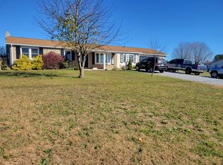 635 N Middle Rd, Newville, PA 17241