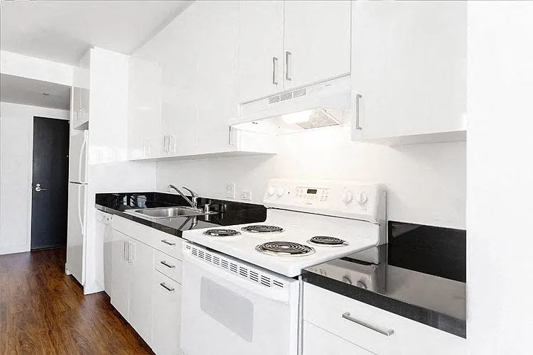 1190 Mission at Trinity Place — Photo 5