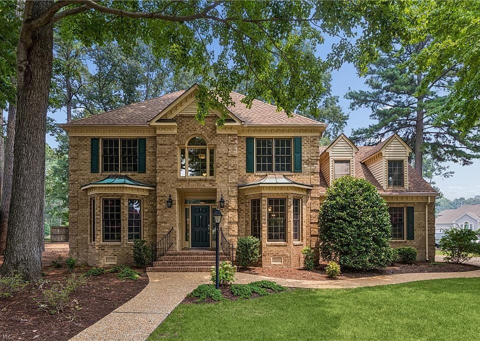 1st image of 101 Clayton Dr