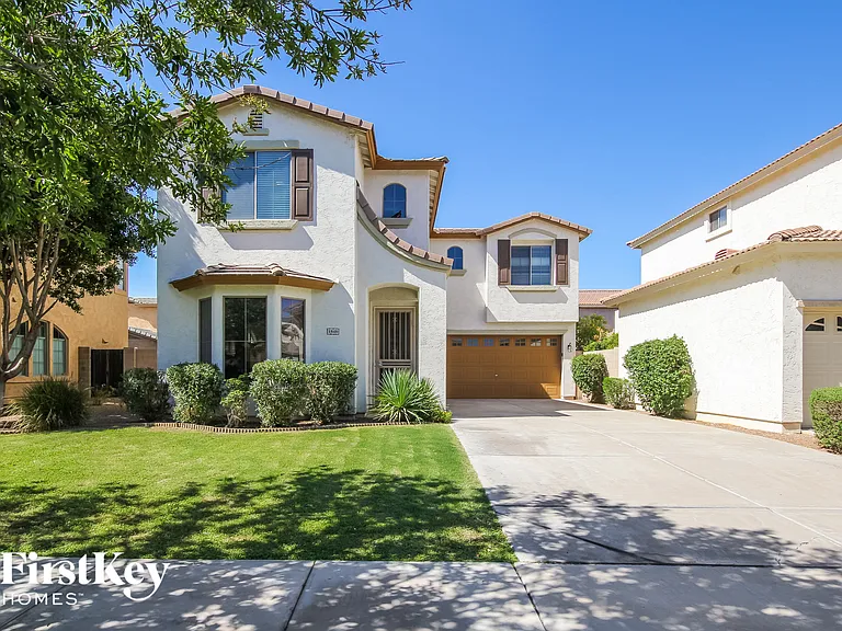 1848 E Dunbar Dr — Photo 2