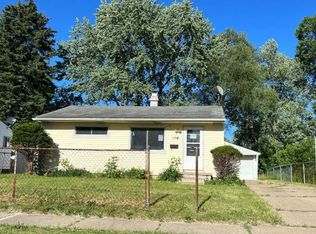 684 Stirling St, Pontiac, MI 48340