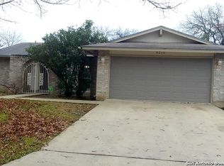 8218 Babe Ruth St, San Antonio, TX 78240