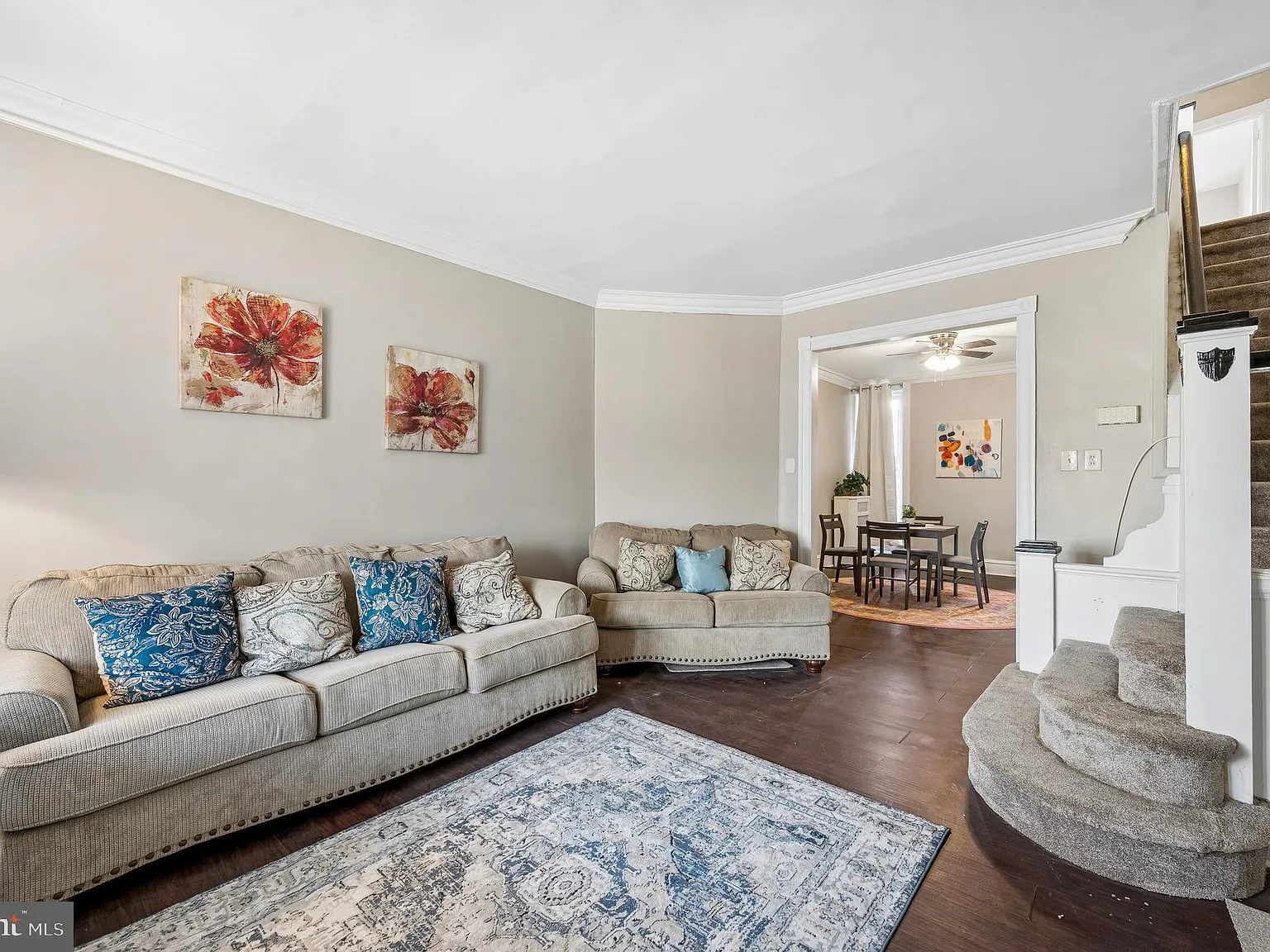 3 bed, 1.0 bath, 1290 sqft, $2,750 — Photo 2