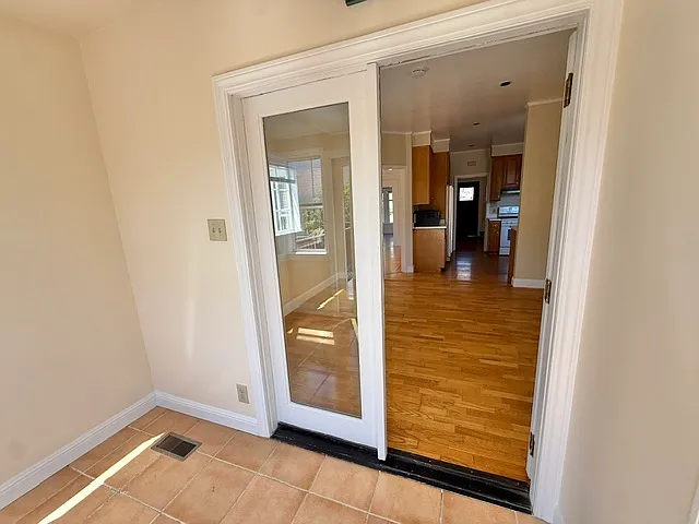 458 21st Ave — Photo 46