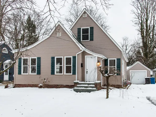 528 Wealthy St, Kalamazoo, MI 49006