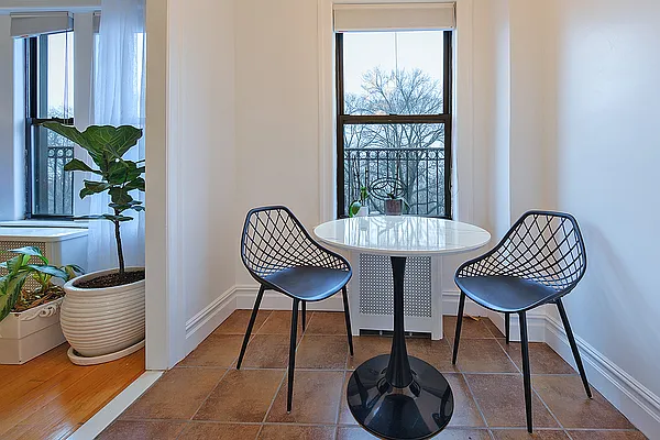 Rented by Rita S Citrin, LREB | media 7