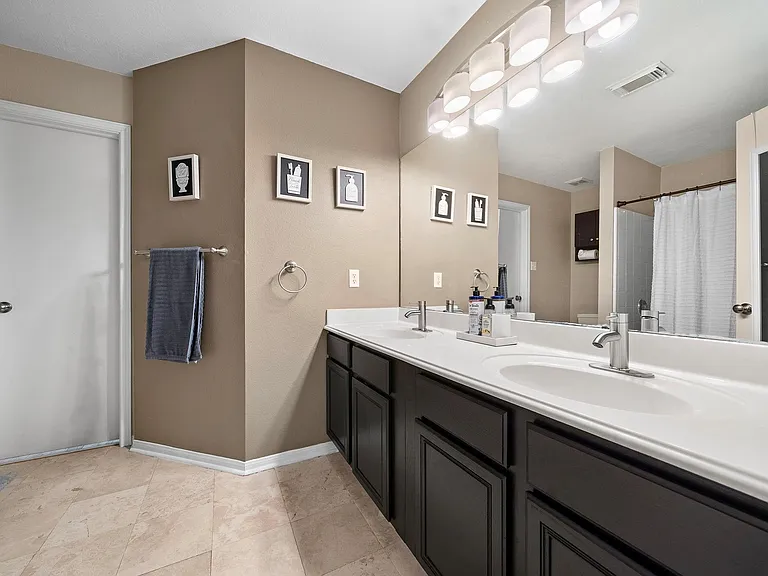 18315 Beaverdell Dr — Photo 11