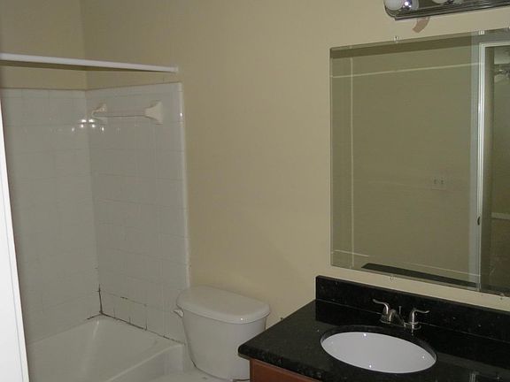 4th image of 2520 Grassy Point Dr Unit 106