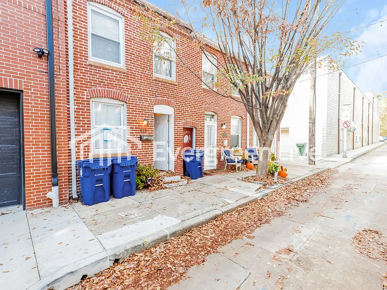 512 S Port St — Photo 6