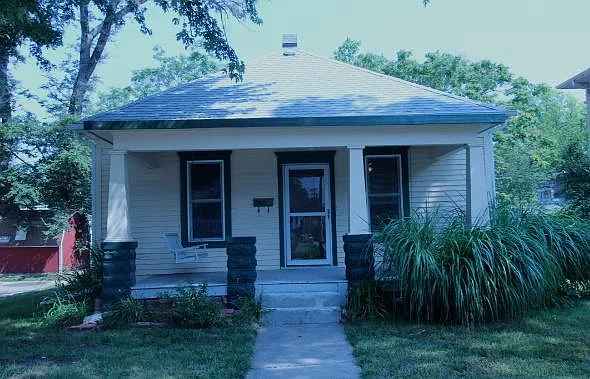 1710 Harwood St — Photo 1