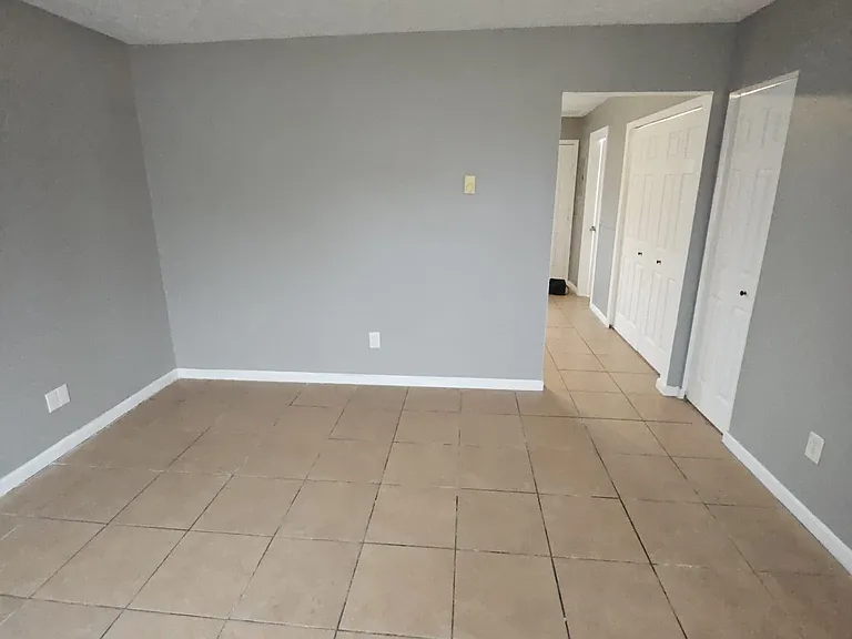619 Root Rd — Photo 4