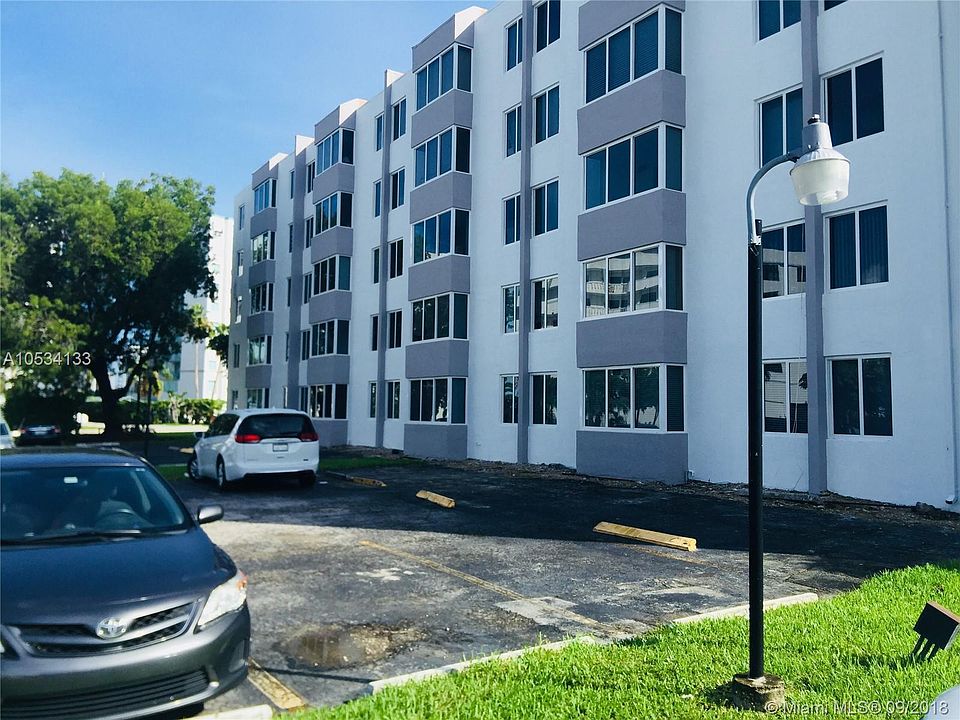 1st image of 250 180th Dr APT 253