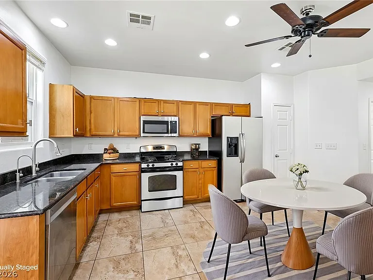 3819 Total Eclipse St — Photo 7