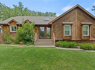 7600 E 129th St, Grandview, MO 64030