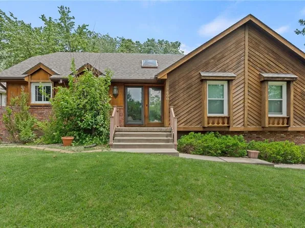 7600 E 129th St, Grandview, MO 64030