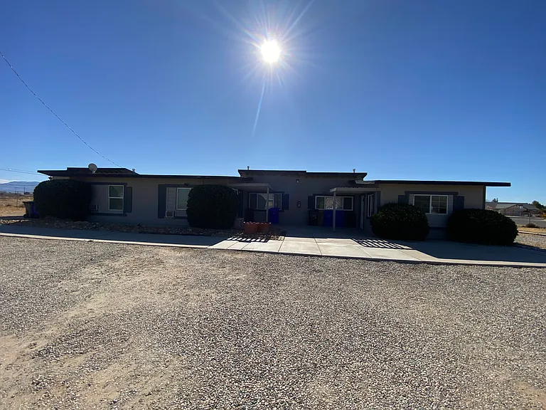 13193 Navajo Rd #3 — Photo 3