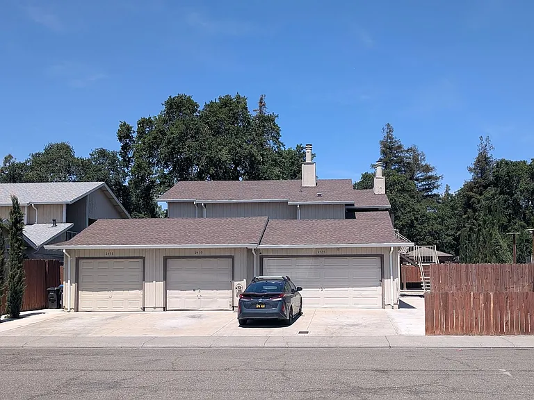 Large 2-car driveway and 2-car garage