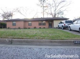 1401 Miami Dr, Longview, TX 75601