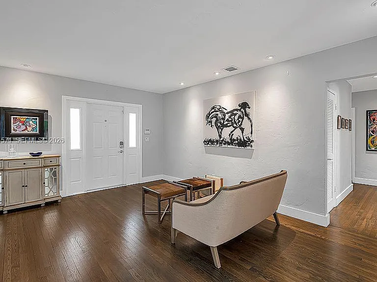 5850 SW 47th St — Photo 16