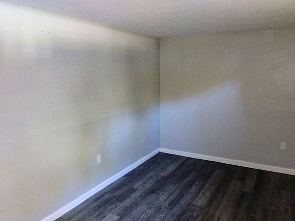 5th image of 38 Mast Rd #5