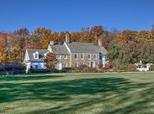 16 Glennon Farm Ln, Lebanon, NJ 08833