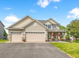 2240 Longhorn Ln, Buffalo, MN 55313